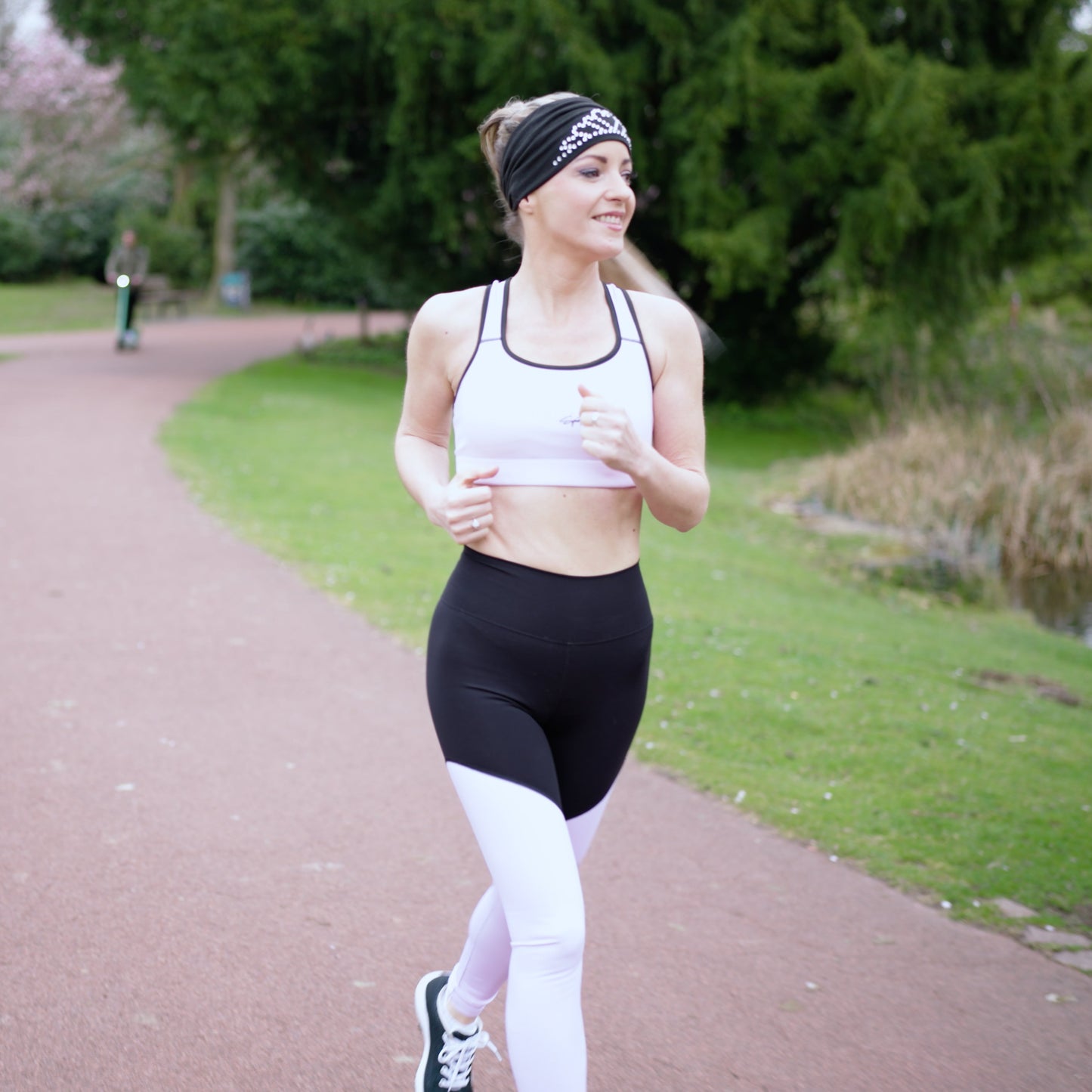 Misha Kovar Stirnband "black"